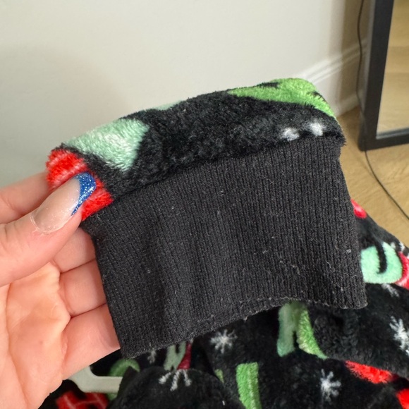 HO HO HO Christmas Sweater - Picture 4 of 5